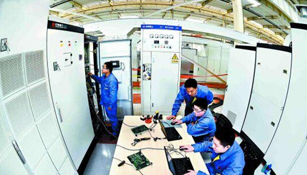 科技公司交流變頻電源測試現(xiàn)場 科技公司交流變頻電源測試現(xiàn)場